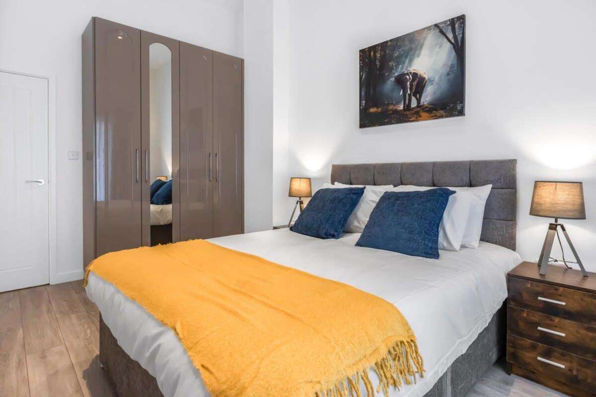 Lovely 1 Bedroom Apartment In Central Woking Exterior photo